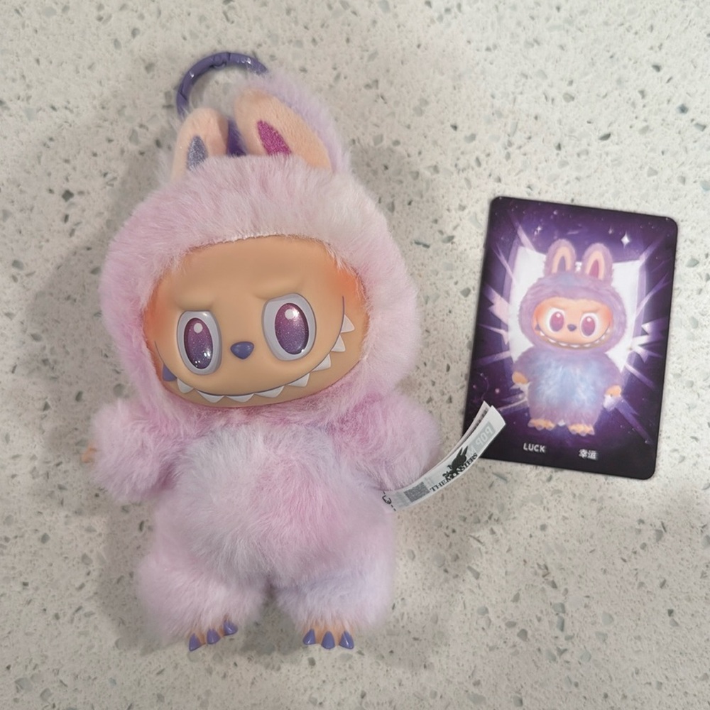 Labubu Big into Energy - Luck